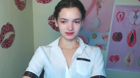 Susie online show from December 2, 1:39 pm