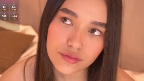 Snapshot of _meghan_gomez1_ chatting on December 28, 3:26 pm     online show from December 28, 3:26 pm