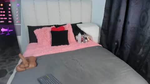 Merida independet model online show from July 16, 6:41 am