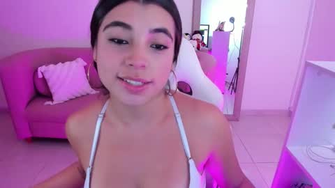  MIa blue 18  online show from December 16, 6:46 pm