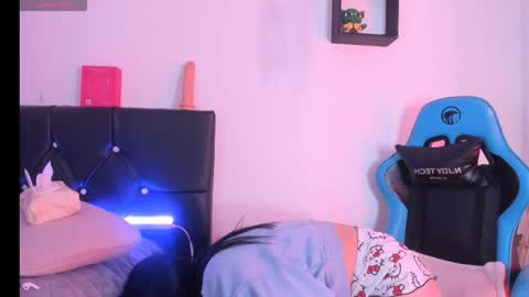 _mia_kiis_ online show from April 8, 12:21 am