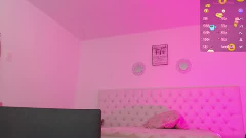 Paula online show from September 22, 11:45 am