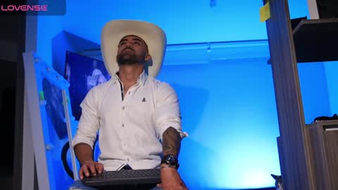 soy mike online show from January 1, 12:00 am