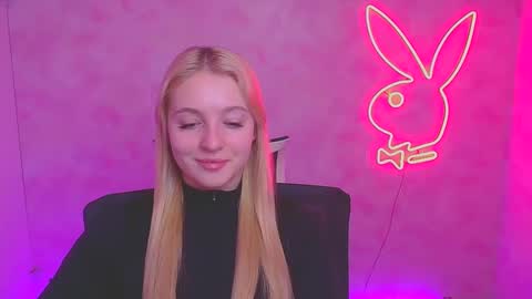 Melanie online show from February 1, 12:26 pm