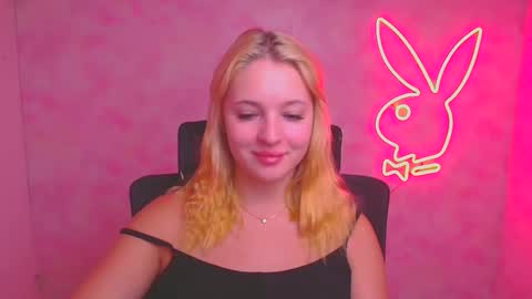 Melanie online show from September 13, 6:57 am