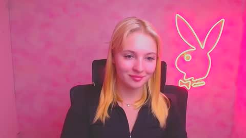 Melanie online show from September 19, 5:53 am