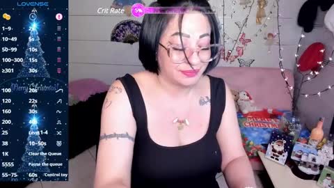 Snapshot of _miranda_spark chatting on December 4, 2:31 am Miranda online show from December 4, 2:31 am