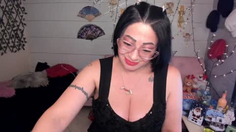 Snapshot of _miranda_spark chatting on December 7, 3:04 am Miranda online show from December 7, 3:04 am