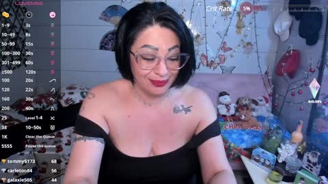 Snapshot of _miranda_spark chatting on January 4, 9:21 am Miranda online show from January 4, 9:21 am