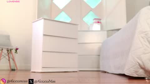 Snapshot of _miss_alexxxa chatting on June 15, 7:38 pm _miss_alexxxa online show from June 15, 7:38 pm