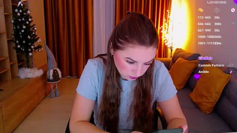 Mia online show from December 16, 7:24 am