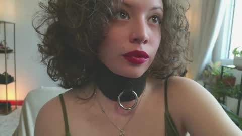 Mara Independent model online show from March 22, 7:06 pm