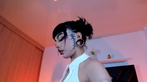 mizuki  online show from April 29, 5:30 pm