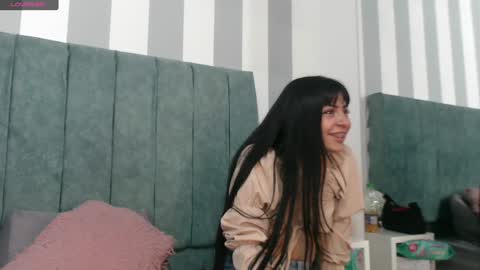 Snapshot of _mollyy chatting on January 10, 10:04 pm Molly online show from January 10, 10:04 pm