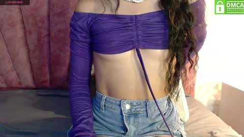 Snapshot of _mollyy chatting on February 6, 4:14 pm Molly online show from February 6, 4:14 pm