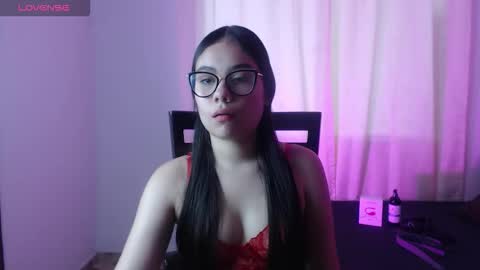 _moon_rosee online show from February 27, 5:46 pm