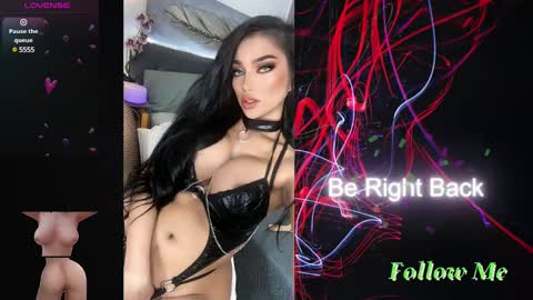Snapshot of _morganmoore_ chatting on December 15, 8:58 pm MORGAN KEEP ON FOLLOWING online show from December 15, 8:58 pm