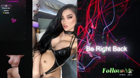 Snapshot of _morganmoore_ chatting on December 16, 8:37 pm MORGAN KEEP ON FOLLOWING online show from December 16, 8:37 pm