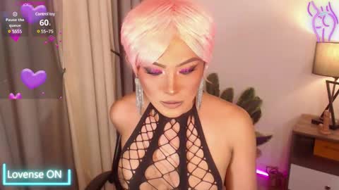 Snapshot of _morganmoore_ chatting on February 4, 12:19 am MORGAN KEEP ON FOLLOWING online show from February 4, 12:19 am