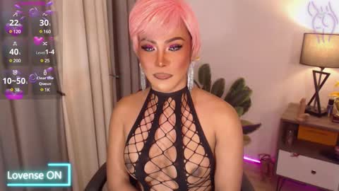 Snapshot of _morganmoore_ chatting on February 6, 1:05 am MORGAN KEEP ON FOLLOWING online show from February 6, 1:05 am