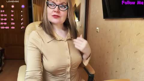 Snapshot of _natali_ chatting on May 27, 4:20 am MagicWoman online show from May 27, 4:20 am