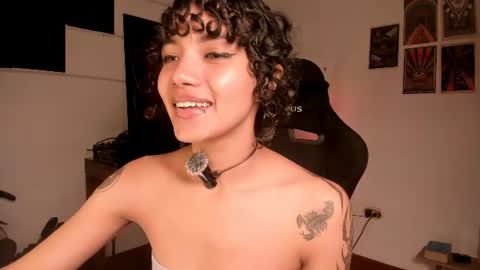 Nati - Independ model online show from July 7, 6:47 am