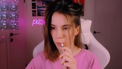 Nika online show from February 14, 4:48 pm