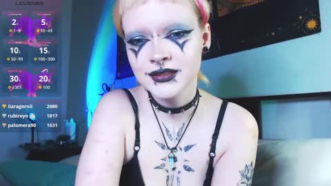 Nicole online show from December 14, 2:06 am