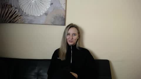 Snapshot of _nicole_new chatting on November 28, 11:46 am Nica online show from November 28, 11:46 am