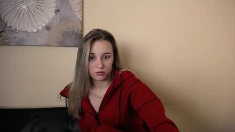 Snapshot of _nicole_new chatting on December 16, 9:58 am Nica online show from December 16, 9:58 am