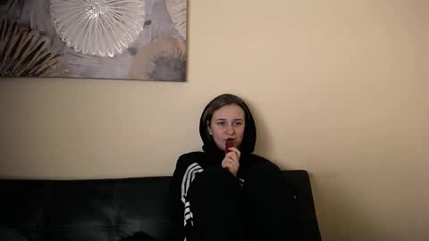 Snapshot of _nicole_new chatting on February 5, 5:06 pm Nica online show from February 5, 5:06 pm