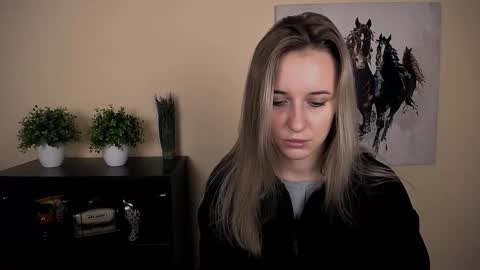 Snapshot of _nicole_new chatting on February 10, 11:14 am Nica online show from February 10, 11:14 am