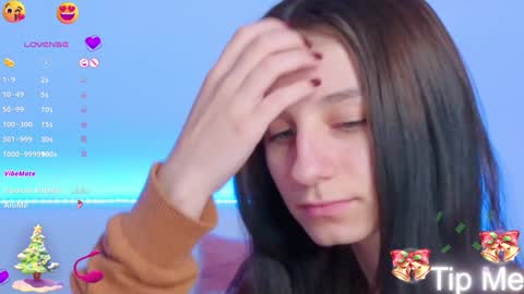 Snapshot of _nika_kik chatting on December 19, 11:18 am Nika online show from December 19, 11:18 am