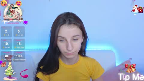 Snapshot of _nika_kik chatting on December 25, 9:56 am Nika online show from December 25, 9:56 am