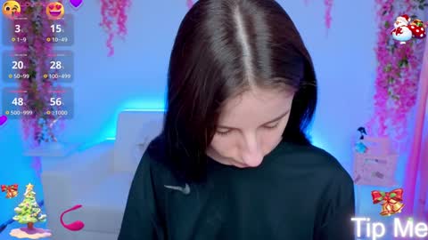 Snapshot of _nika_kik chatting on December 30, 7:59 am Nika online show from December 30, 7:59 am