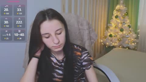 Snapshot of _nika_kik chatting on January 4, 11:54 am Nika online show from January 4, 11:54 am