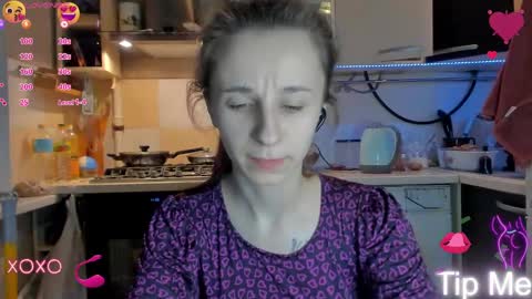 Snapshot of _nika_kik chatting on March 4, 9:11 pm Nika online show from March 4, 9:11 pm