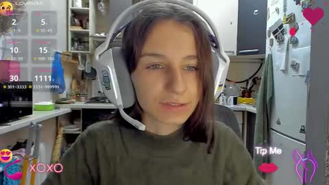 Snapshot of _nika_kik chatting on September 25, 3:38 pm Nika online show from September 25, 3:38 pm