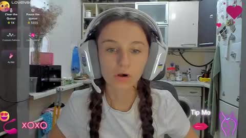 Snapshot of _nika_kik chatting on September 26, 2:10 pm Nika online show from September 26, 2:10 pm