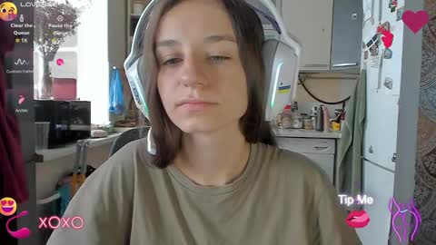 Snapshot of _nika_kik chatting on September 27, 8:19 am Nika online show from September 27, 8:19 am