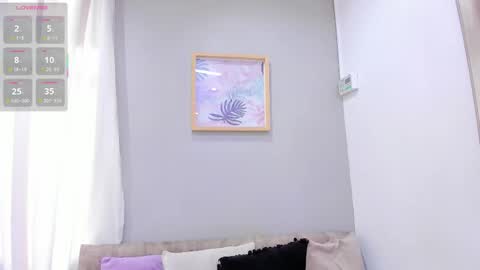   online show from November 4, 12:04 pm