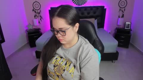 Olivia jones online show from February 21, 12:06 pm