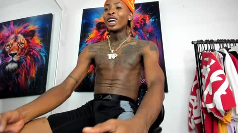 Kevin  online show from December 18, 10:02 pm