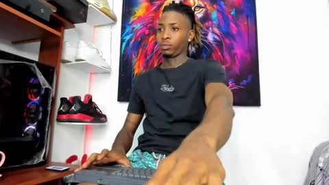 Kevin  online show from January 25, 8:42 am