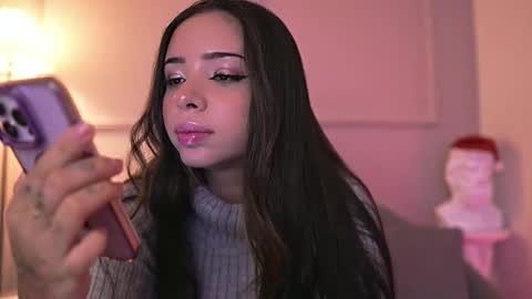 Snapshot of _paulah2 chatting on January 7, 7:49 pm _paulah2 online show from January 7, 7:49 pm