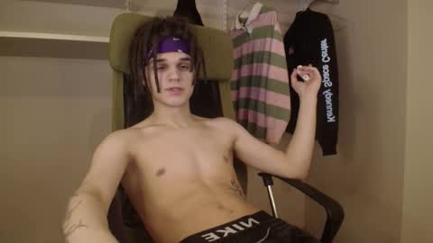 Willie online show from April 6, 12:19 am