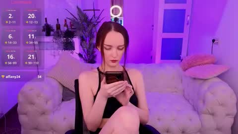 Maisie online show from September 21, 10:22 pm