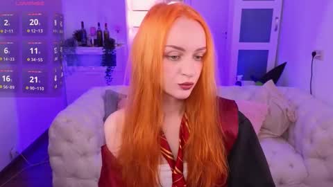 Maisie online show from November 2, 9:50 pm