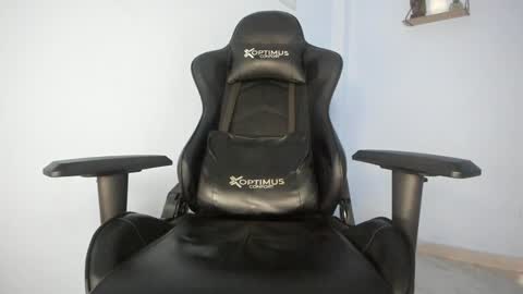 Snapshot of _poseidon1_ chatting on January 26, 6:17 am Poseidon online show from January 26, 6:17 am