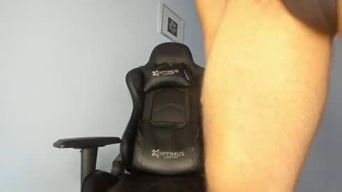 Snapshot of _poseidon1_ chatting on January 28, 5:54 am Poseidon online show from January 28, 5:54 am